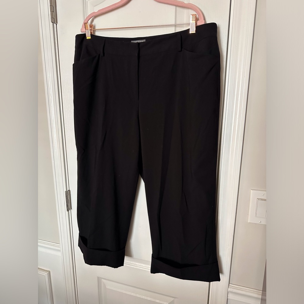 Apt. 9 Woman Black Maxwell Cuffed Crop Trousers size 18W